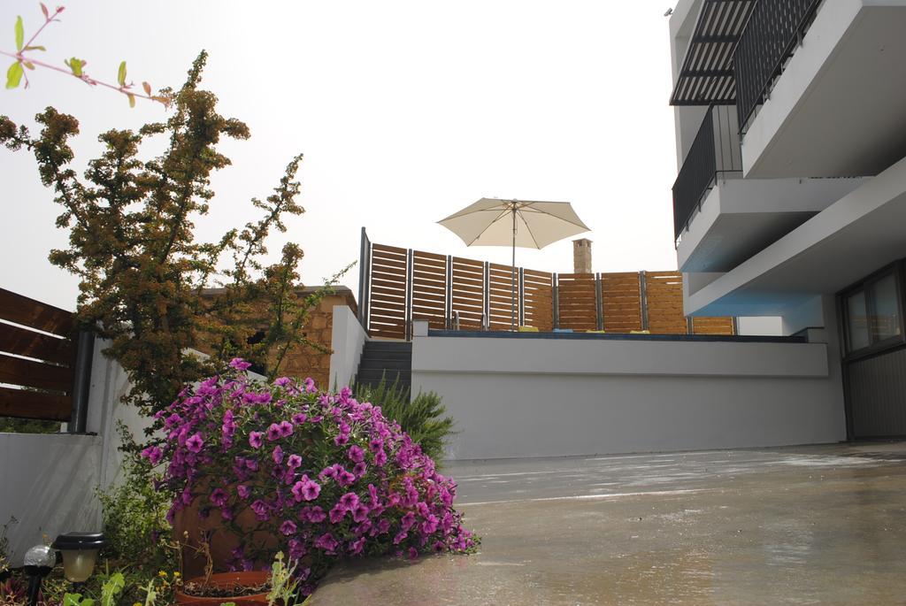 Agnanti Apartments Argaka Ngoại thất bức ảnh